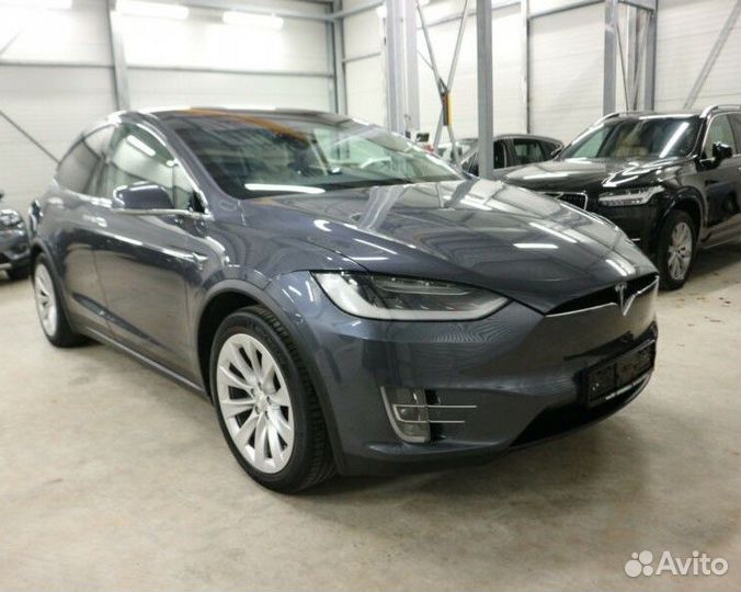 Tesla Model X 2017г, на запчасти