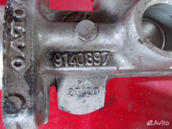 Главный тормозной цилиндр Volvo 850