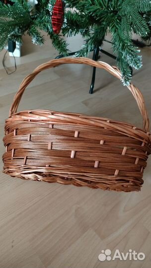 Корзина плетеная