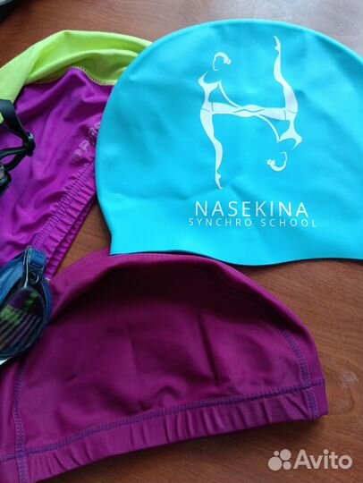 Шапочки и очки для бассейна