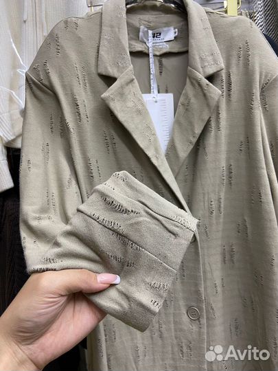 Стильный трикотажный костюм