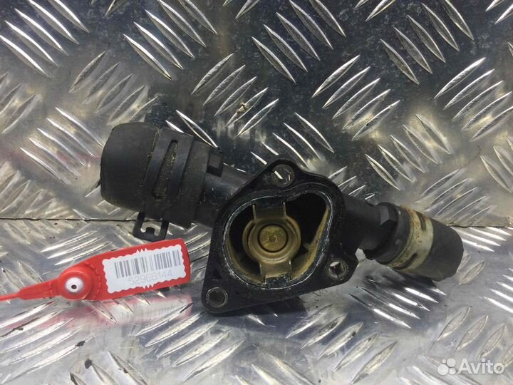 Корпус термостата Renault Modus 7700110716b D4f740