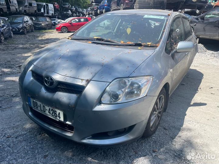 Кпп 5ст. toyota auris E150