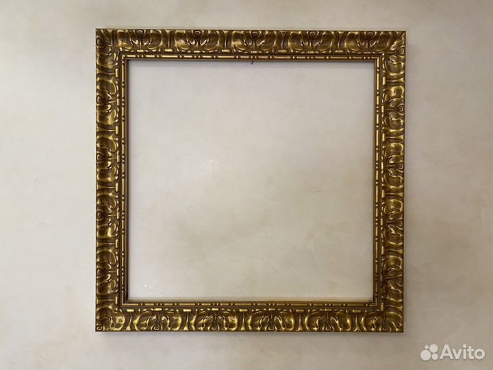 Багетная рама из дерева с тонированным стеклом