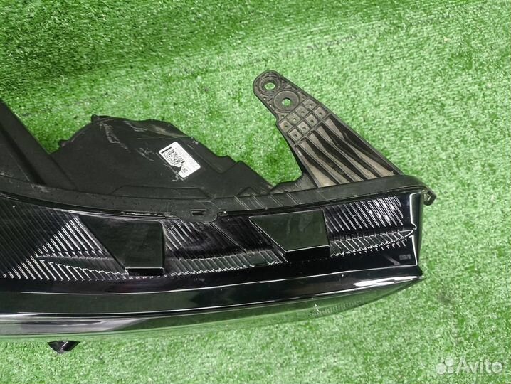 Фара правая Changan UNI-V