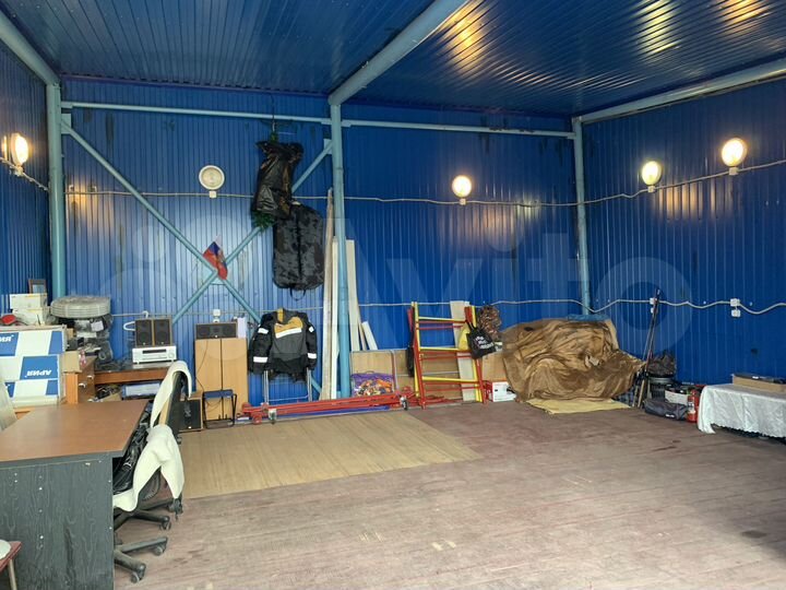 Гараж, > 30 м²