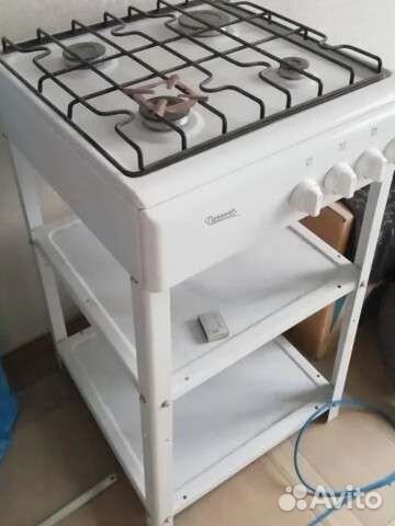 Продам газовую плиту