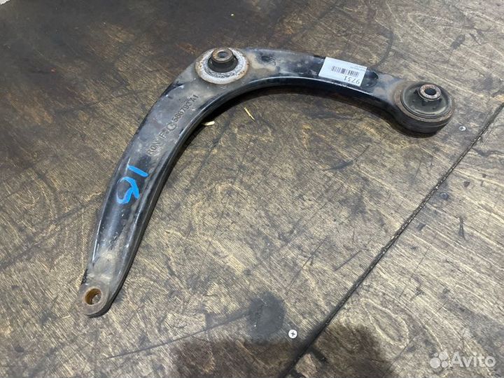 Рычаг передний левый Peugeot 307