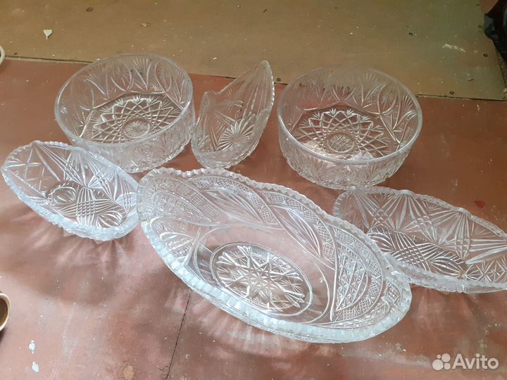 Большая хрустальная ваза