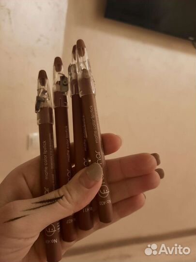 Карандаш для губ