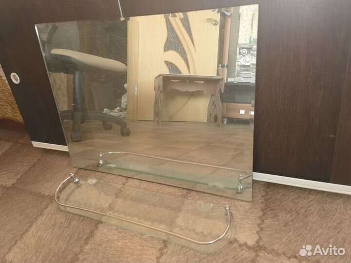 Зеркало+полочка для ванной