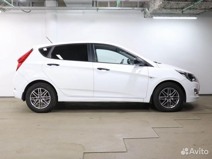 Hyundai Solaris 1.4 AT, 2015, 94 012 км