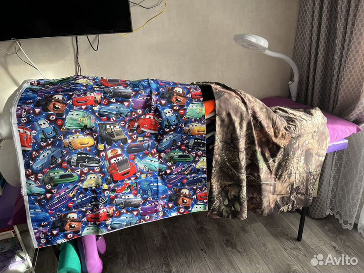 Швейная машина с оверлоком