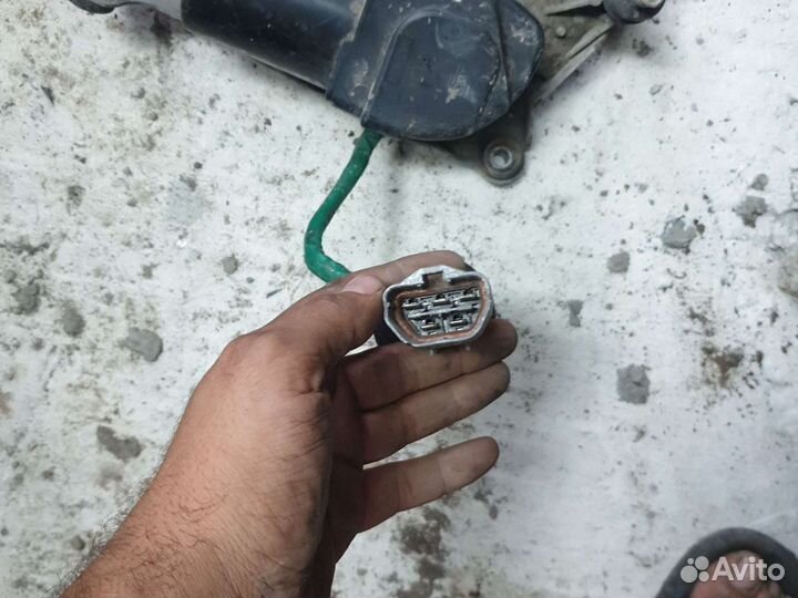 Трапеция дворников с моторчиком Honda Accord 5