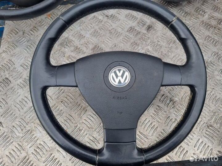 Руль Volkswagen Passat B6 2005