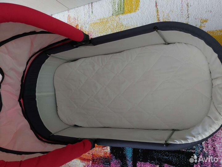 Прогулочная коляска 2 в 1