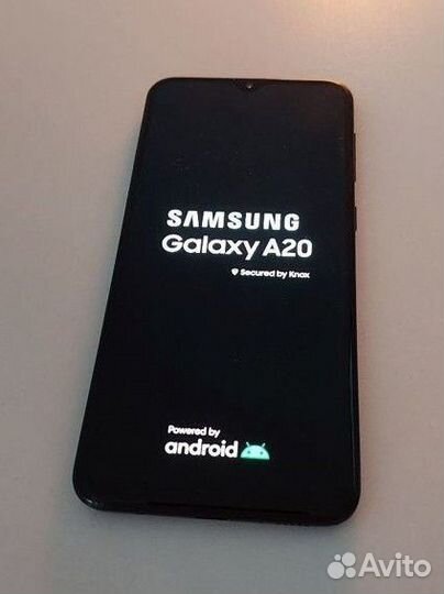 Samsung Galaxy A20, 3/32 ГБ