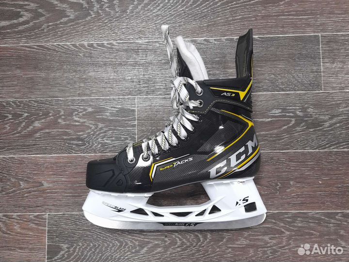 Хоккейные коньки Bauer-CCM