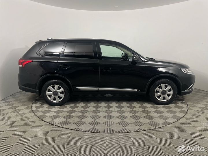Mitsubishi Outlander 2.0 CVT, 2017, 71 915 км