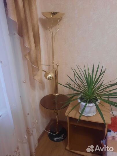 Светильник