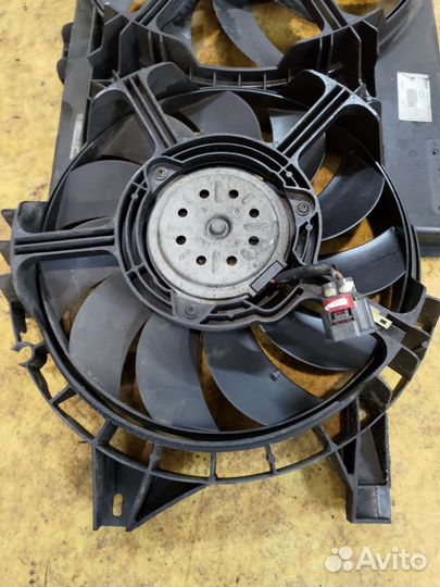 Вентилятор охлаждения Додж караван Вояджер 01-07г