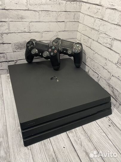 Игровая приставка Sony PS4 Pro 1000гб