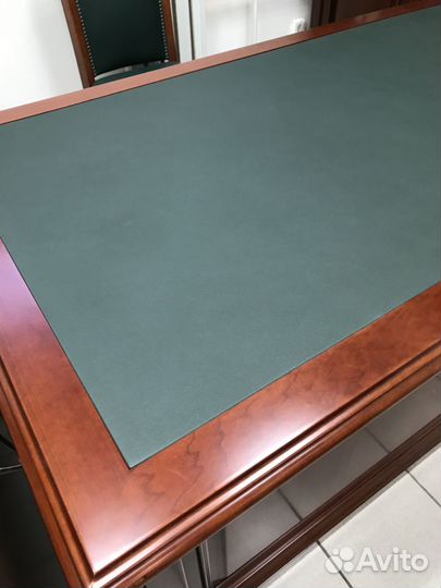 Продаю мебель для кабинета