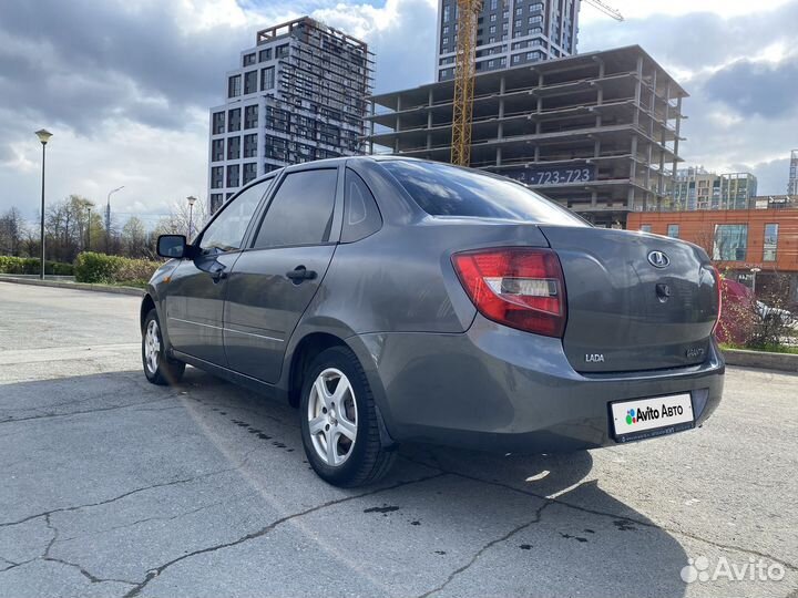 LADA Granta 1.6 МТ, 2013, 127 000 км