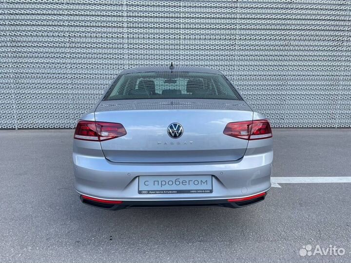 Volkswagen Passat, 2021