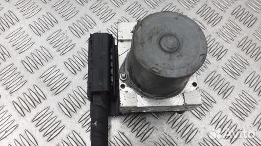 Блок ABS BMW 6 E63/E64 (EBG03KW01)