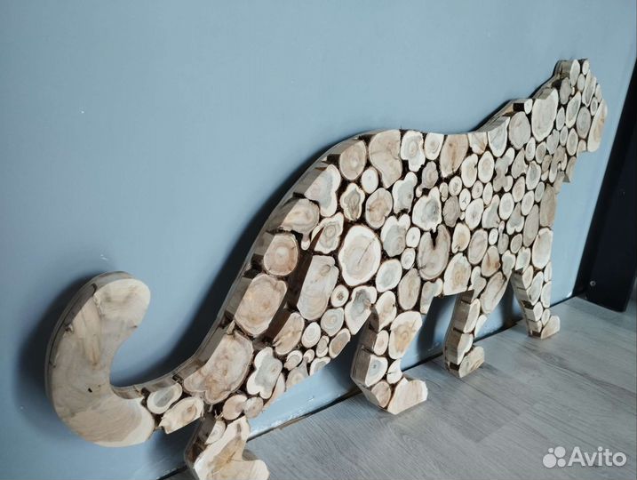 Панно из можжевельника «Медведь», 