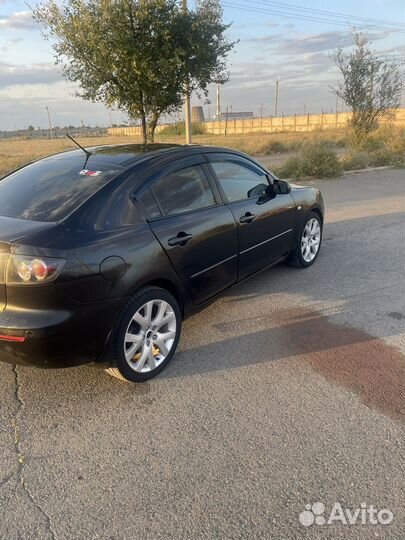 Mazda 3 2.0 МТ, 2007, 260 000 км