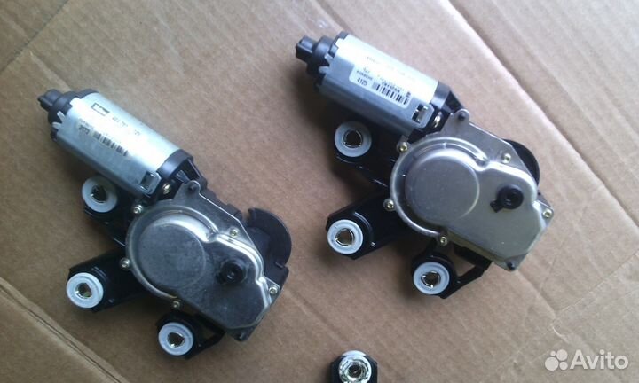 Мотор заднего стеклоочистителя VW Туарег Порш Каен