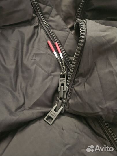 Tommy Jeans пуховик р. L