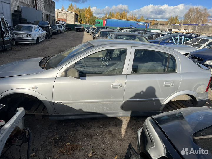 Opel Astra G 2003г 2.2tdi 5мкпп Элементы кузова