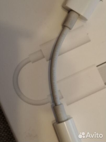 Переходник Apple с USB-C на jack 3.5 mm