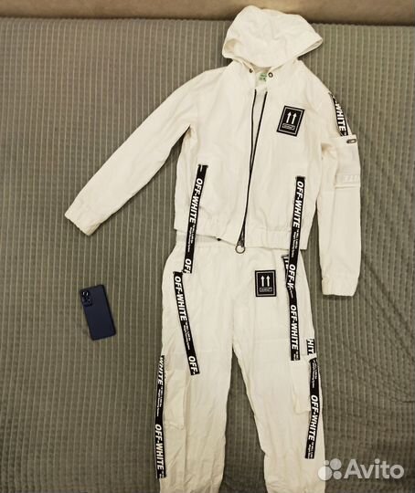 Женский спортивный костюм off-white