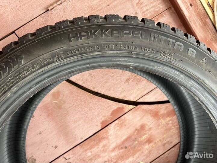 Nokian Tyres Hakkapeliitta 8 225/45 R19