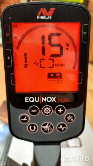 Металлоискатель Minelab equinox 700