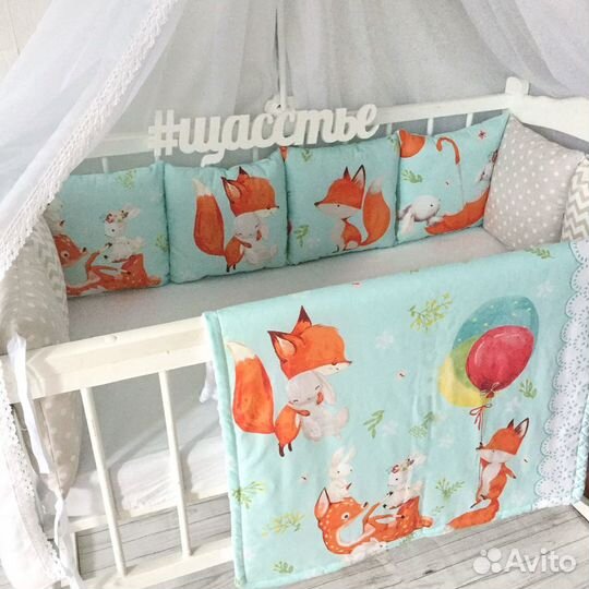 Новый комплект в кроватку новорожденному