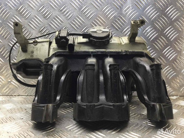 Коллектор впускной Volkswagen Golf 36554906 BEH