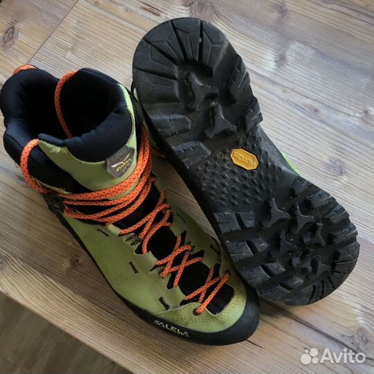 Трекинговые ботинки Salewa Mtn Trainer 2 Mid Gtx M