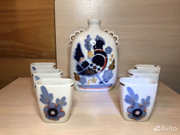 Графины-штофы с рюмками СССР