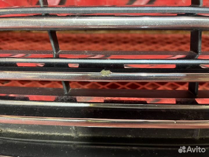 Решетка радиатора Ford Mondeo 5