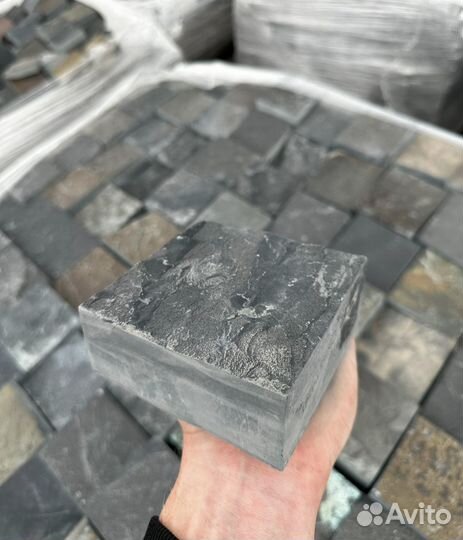 Брусчатка из натурального камня шунгита