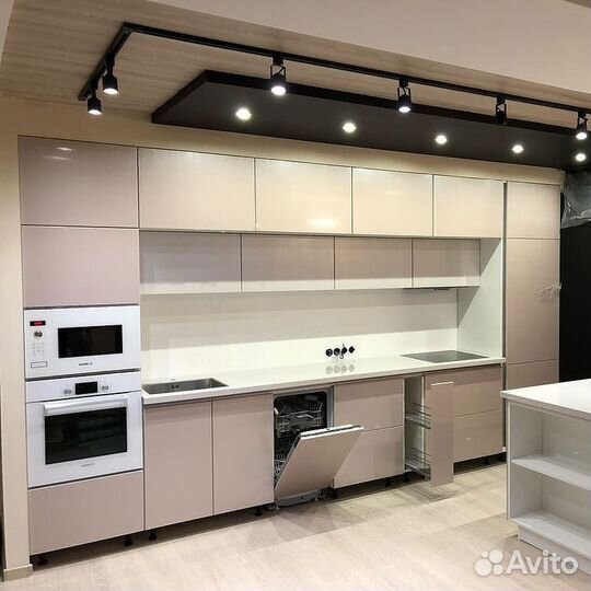 Кухонный гарнитур на заказ. Кратчайшие сроки