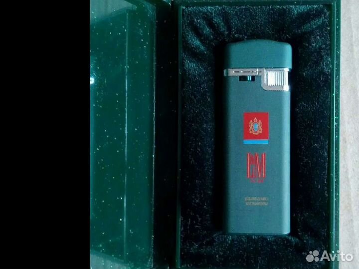 Зажигалка в футляре