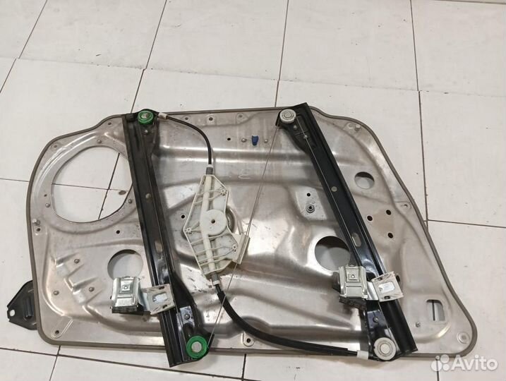 Стеклоподъемник электр. передний правый Mercedes-Benz E-класс W212/S212/C207/A207 (2009—2013)