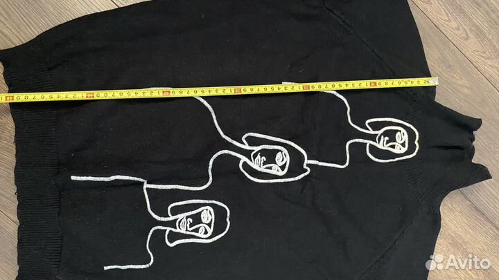 Свитер женский