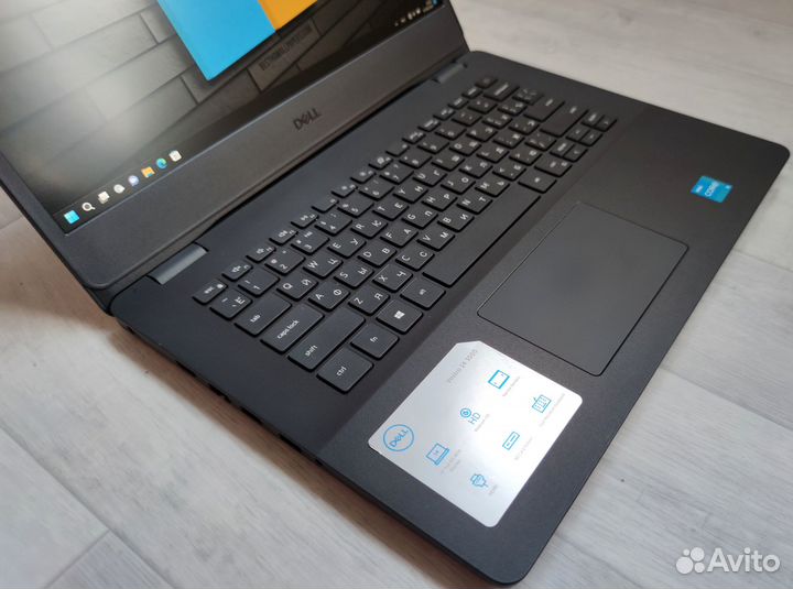 Dell новый/FHD/intel 11GEN\4100mg/SSD 256/ozu 8
